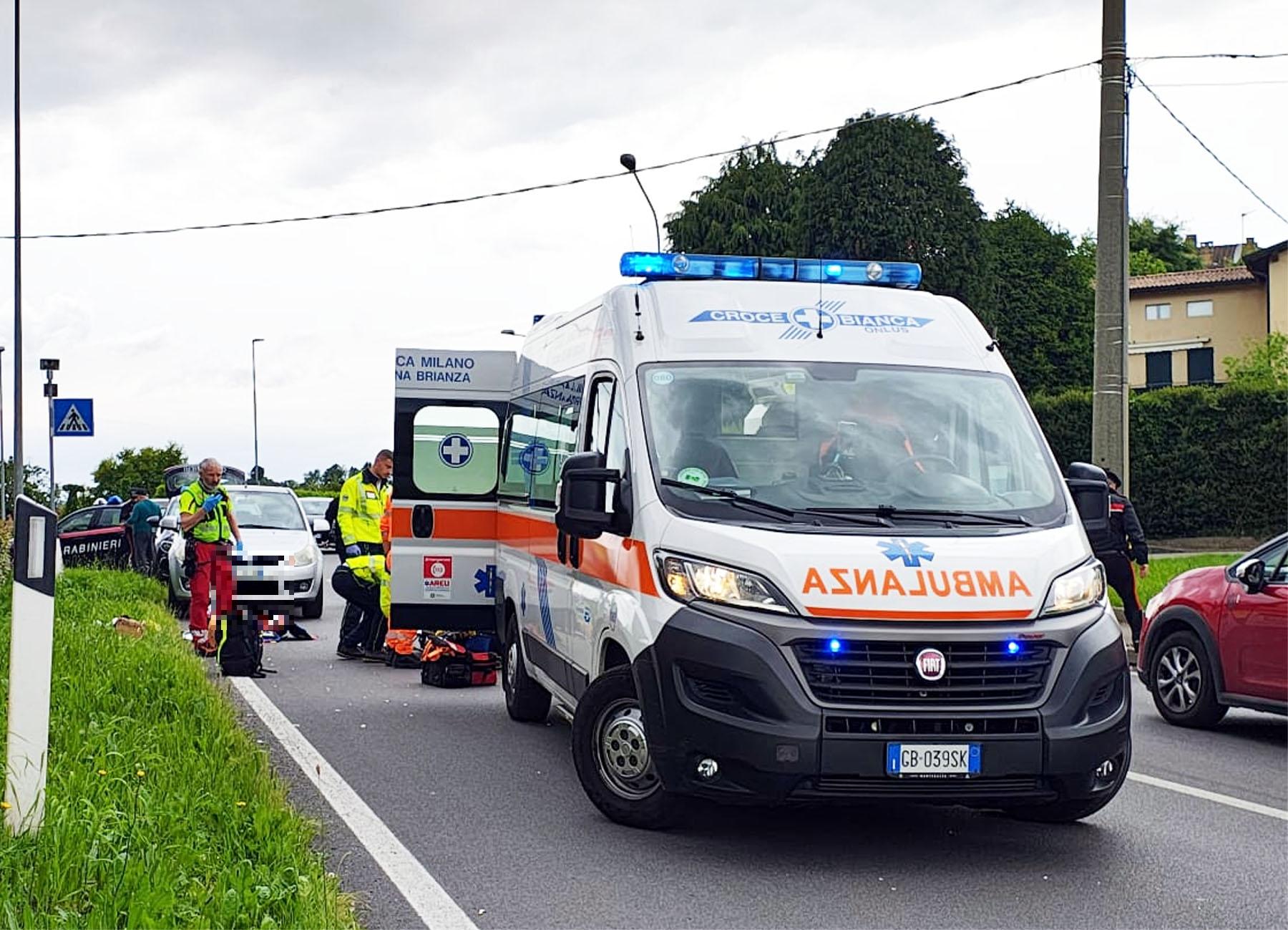 Besana Brianza, terribile scontro tra auto: un morto