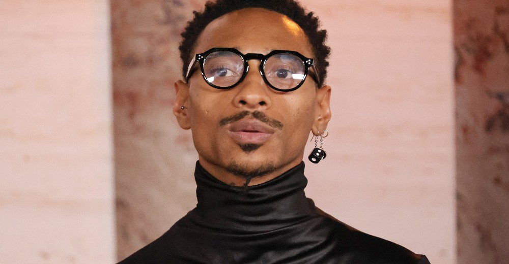 Durand Bernarr turns intimate concert into haunted house experience for ...