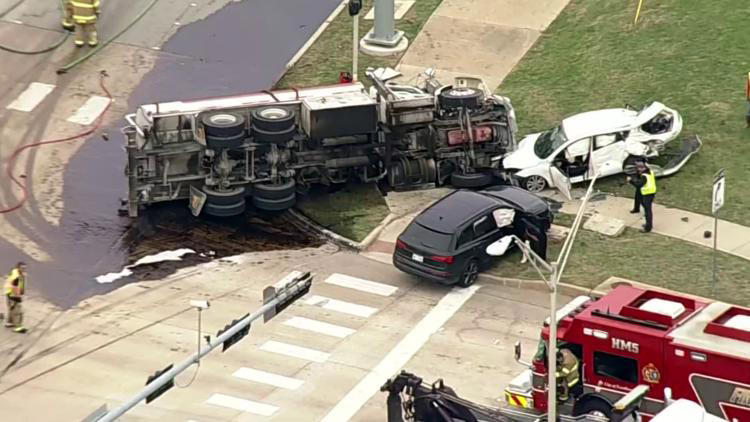 Cleanup underway after oil tanker crash in West Plano
