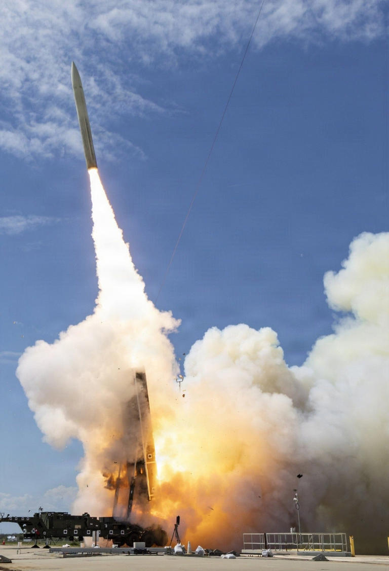 The US Army's Dark Eagle hypersonic missile could soon be deployed ...