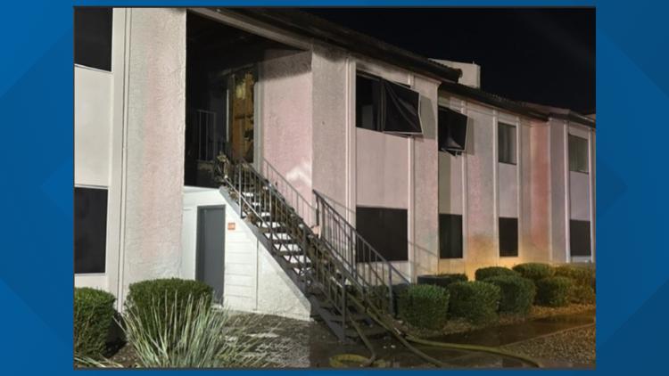 7 people displaced by apartment fire in Phoenix