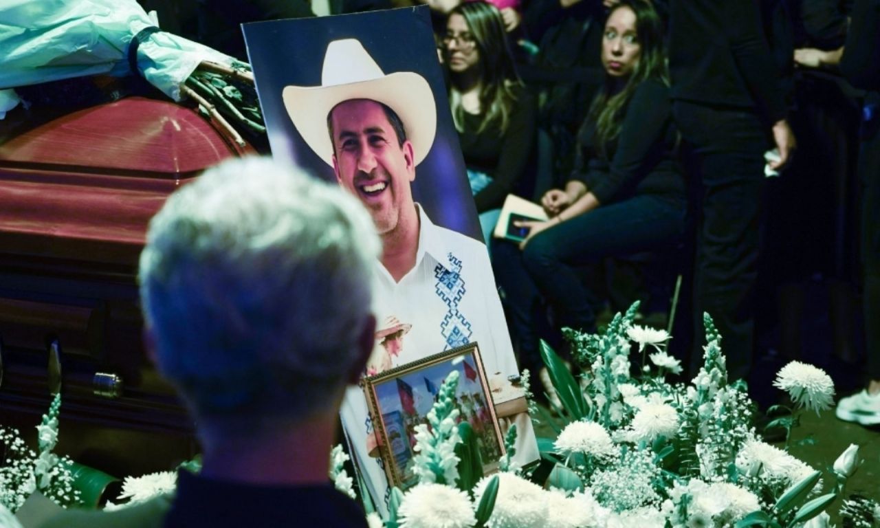 A seis meses del asesinato de Carlos Manzo, estos son los avances en la ...