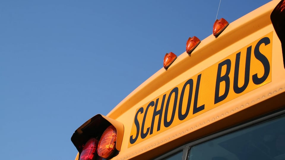 Local school bus driver arrested on DUI charge while transporting ...