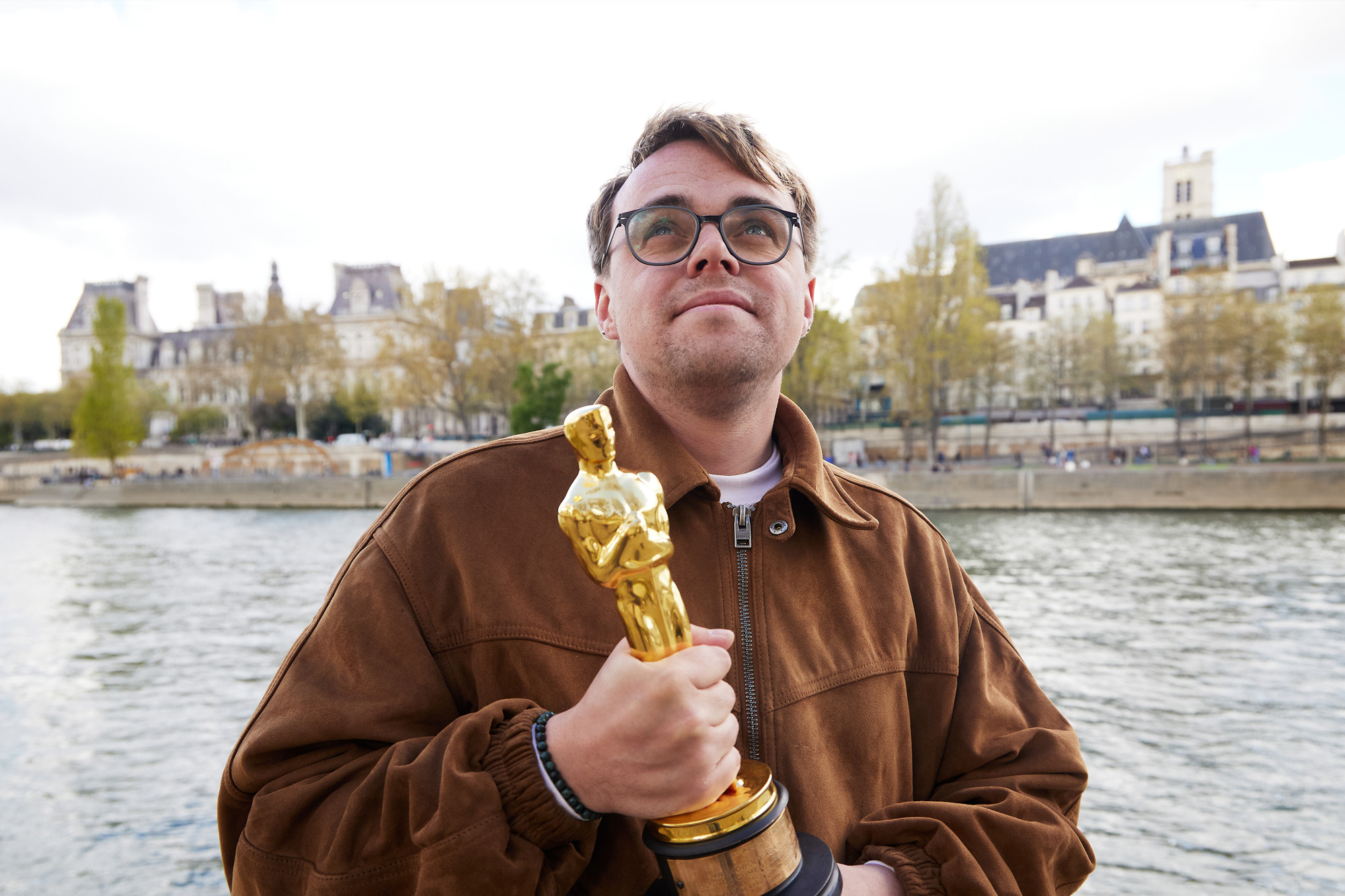 Hollywood ending for Oscar winner whose statuette vanished after TSA ...