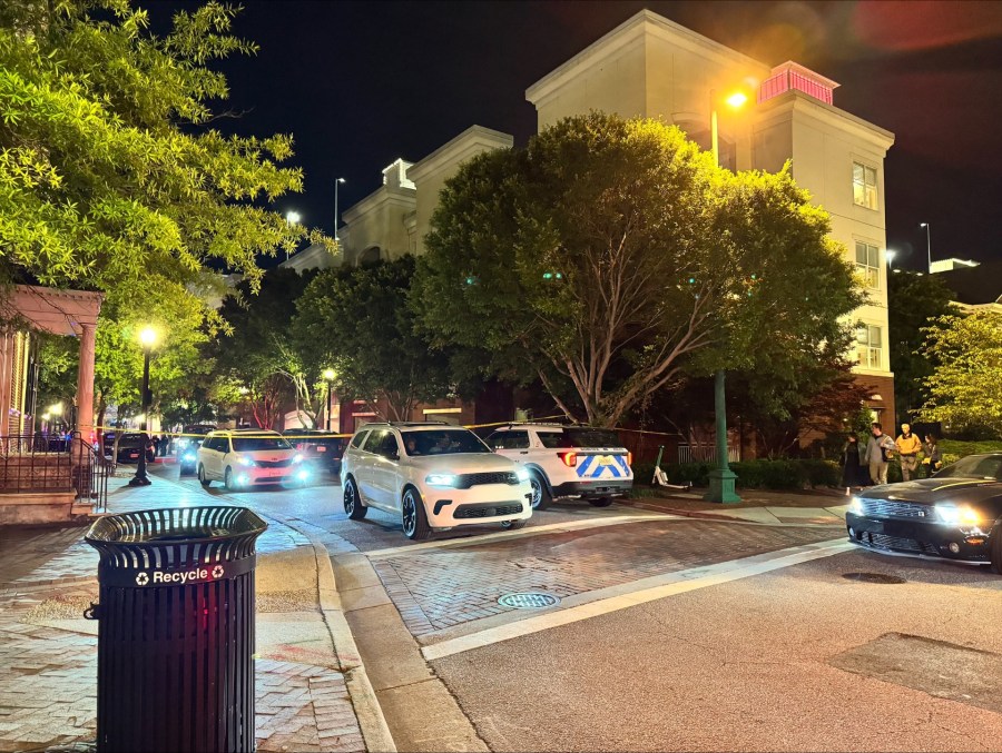 Man arrested after fatal shooting on East Freemason Street in Norfolk