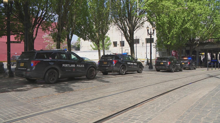 Man hospitalized after shooting in downtown Portland
