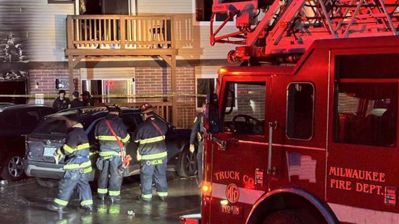Five people jumped from balconies during early morning structure fire ...