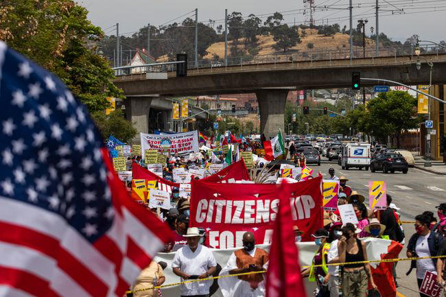 Thousands take part in downtown LA May Day rally, march