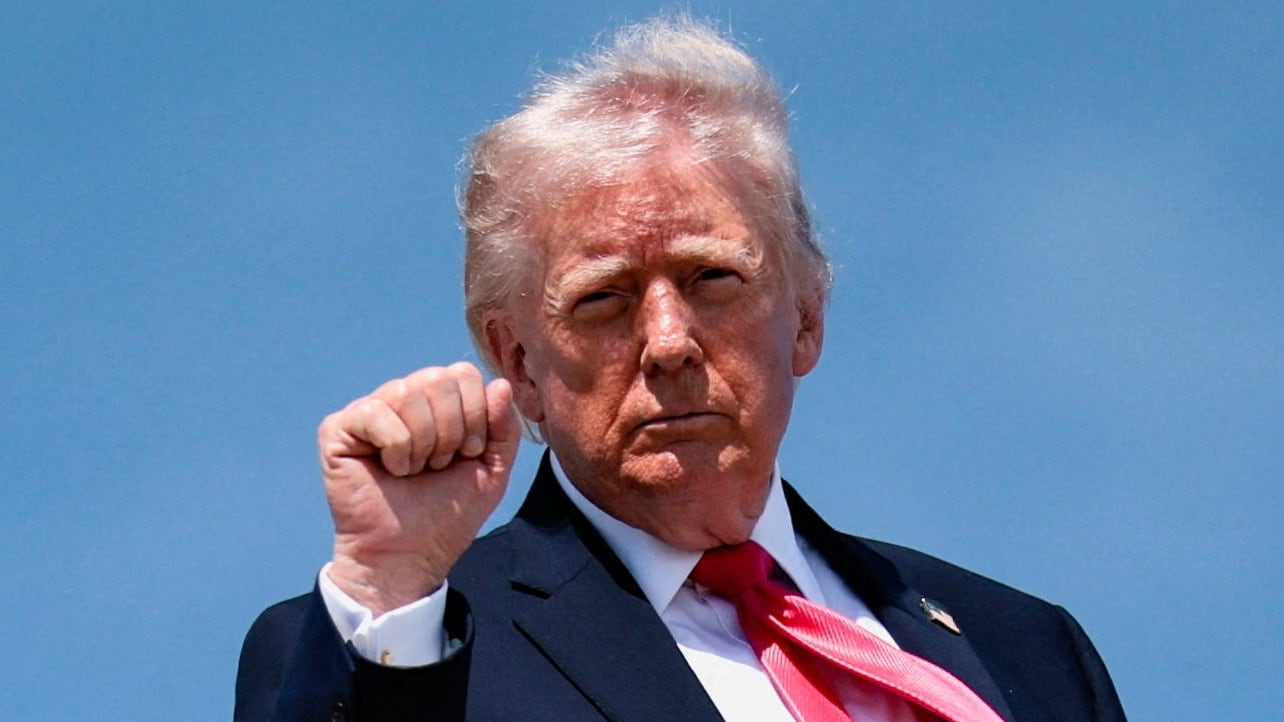 Secrets of Trump’s Golden Flying Palace Refit Are Leaked