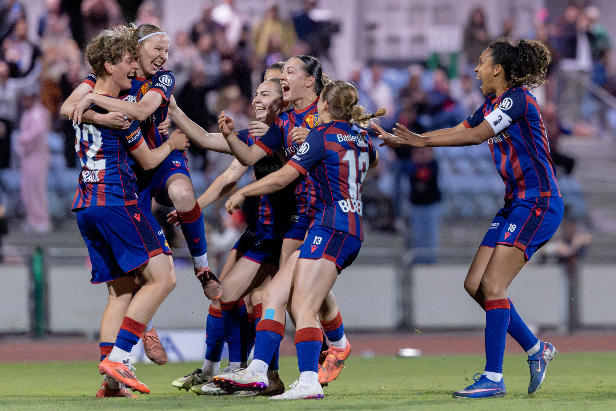 Trotz Sieg: FCB-Frauen bangen wegen Wechselfehler um Halbfinal-Einzug