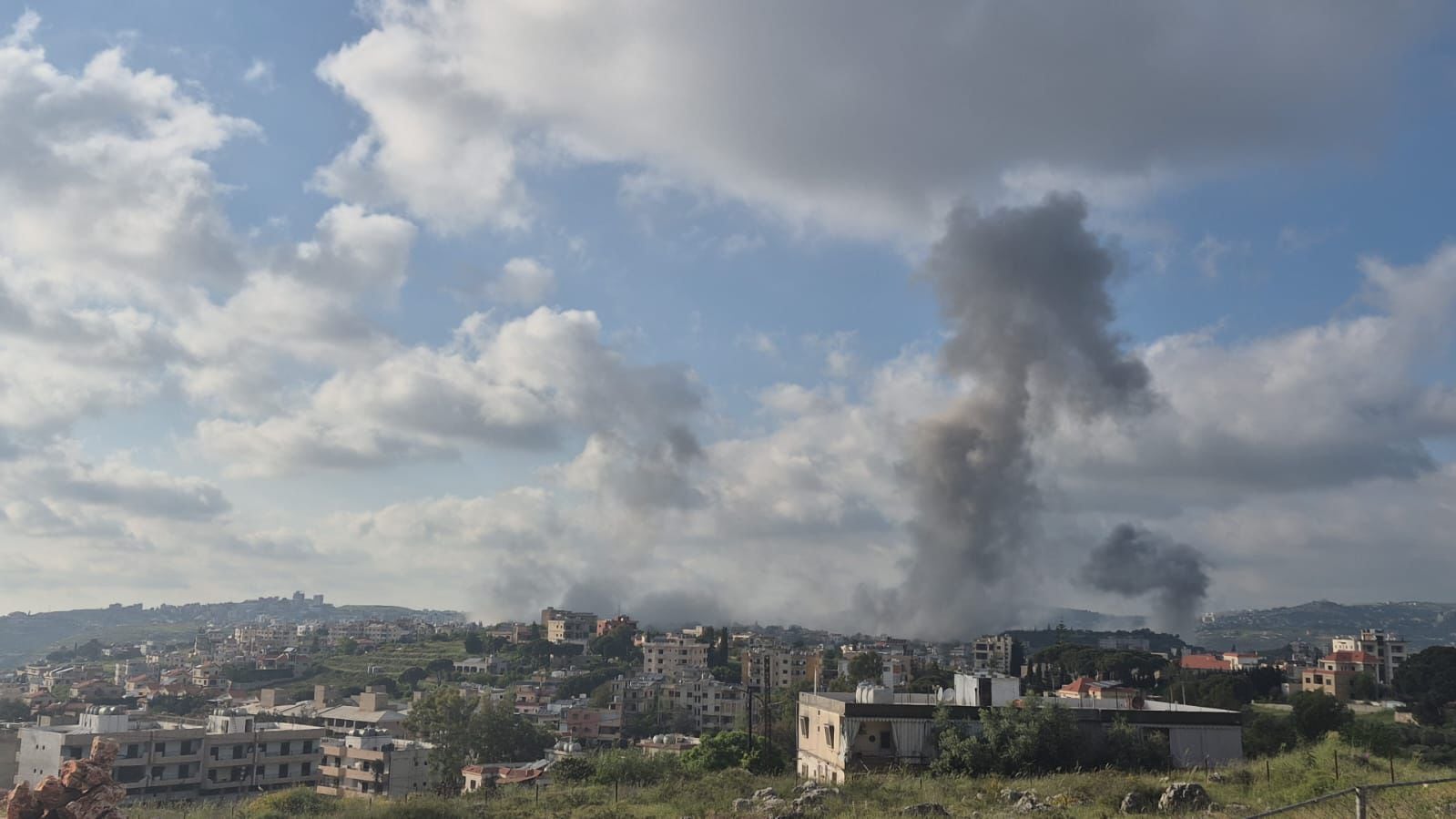 Al menos 12 muertos y más de una veintena de heridos por bombardeos ...