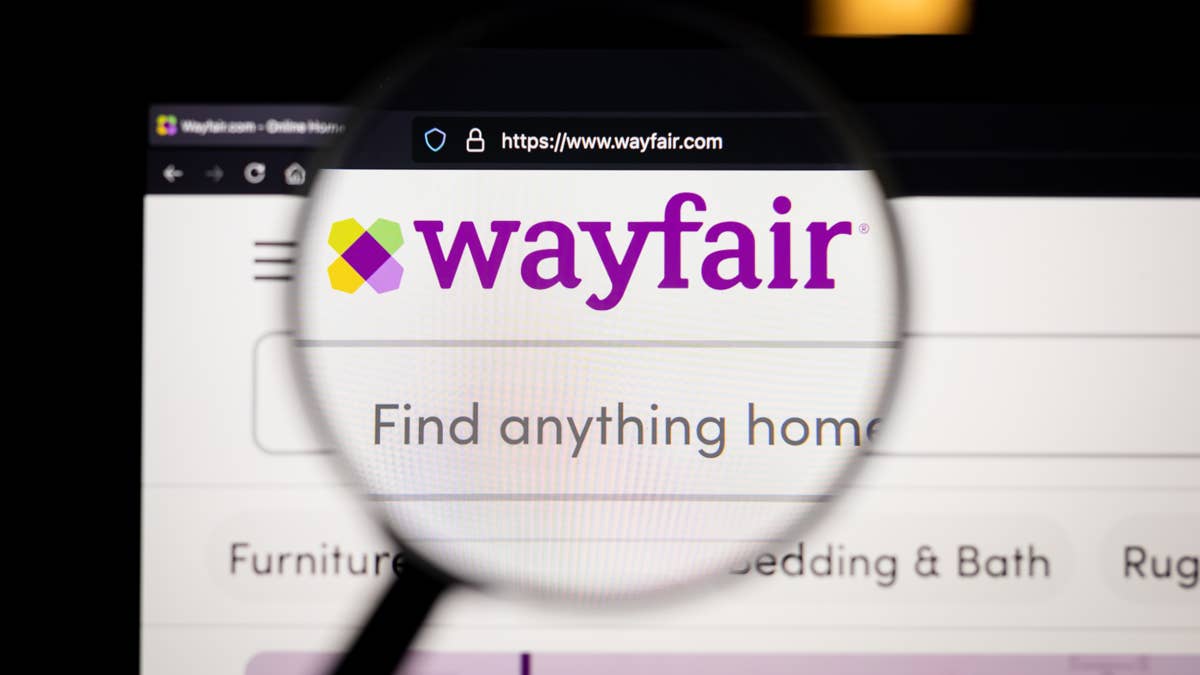 Wayfair is selling a 'quality' $207 floral area rug for $74