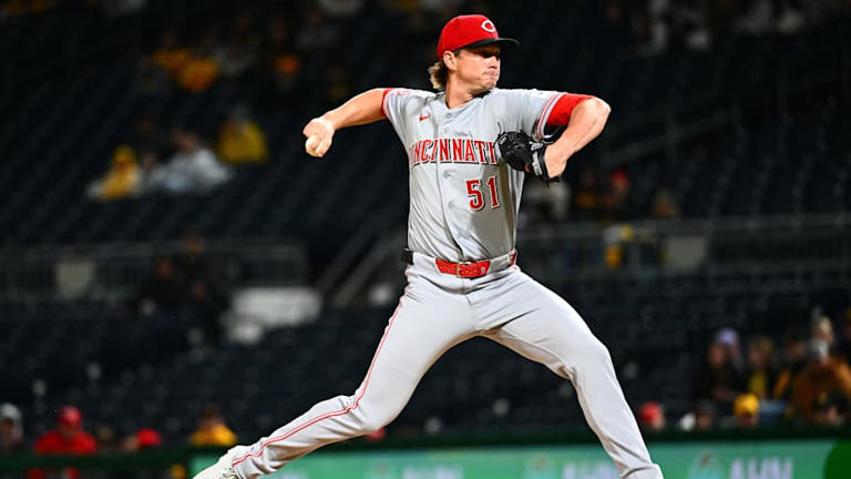 Bats go cold, Reds woes against Pirates continue in 9-1 loss