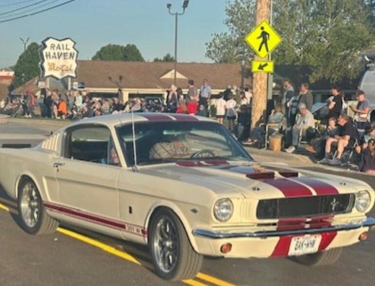 Route 66 centennial: See pictures of Friday night’s parade in downtown ...