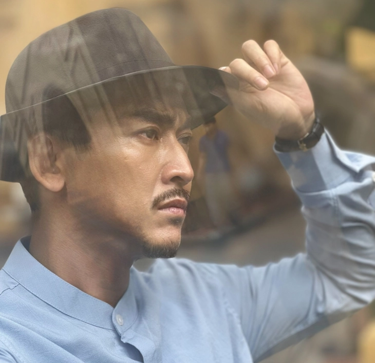 Hứa Vĩ Văn xuất hiện trên VTV3, làm tình báo