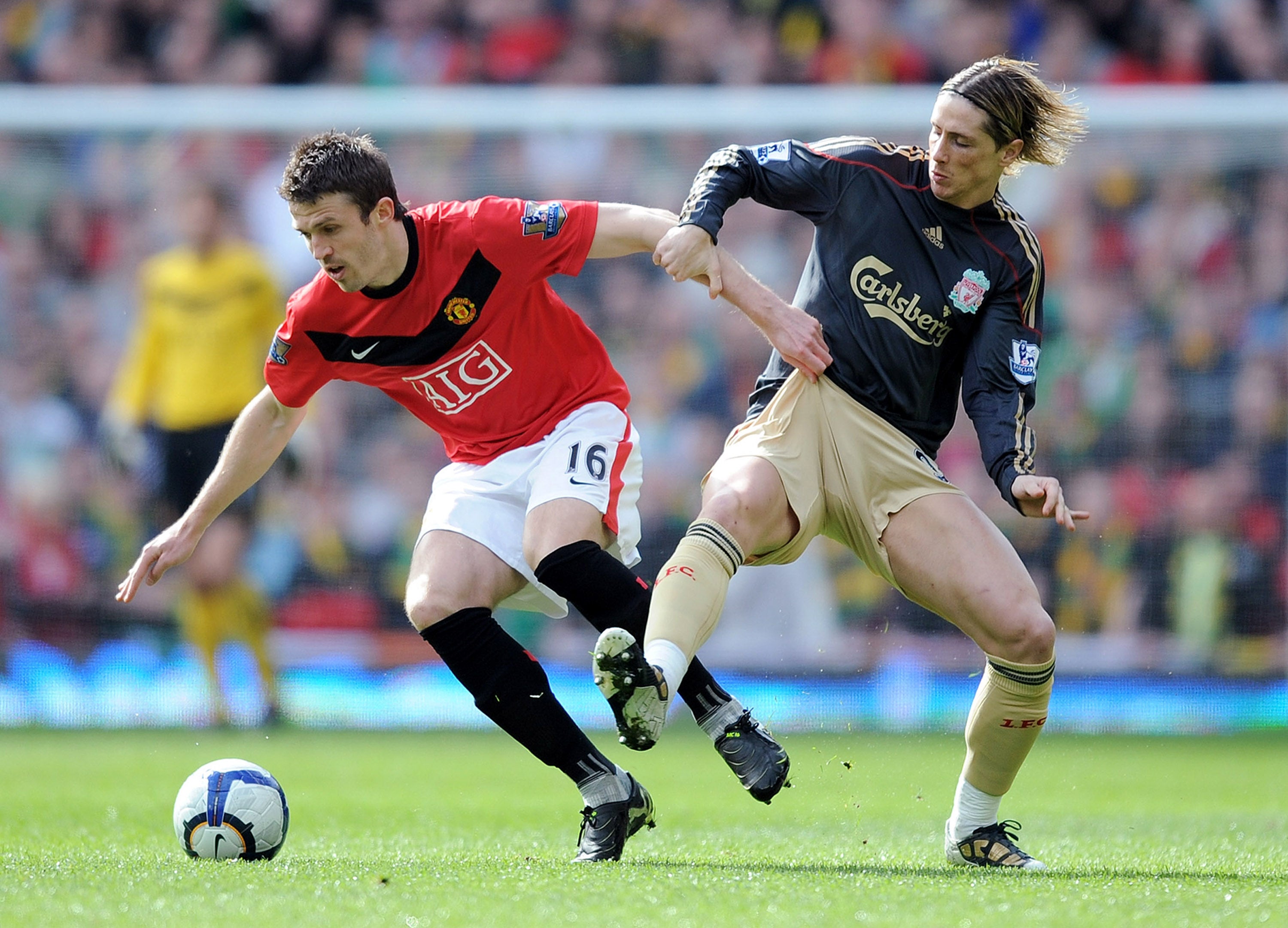 Carrick is experienced in the clash between Manchester United and Liverpool and believes the rivalry has grown (Getty)