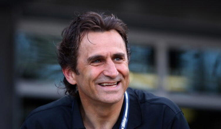 Addio ad Alex Zanardi, il gigante che insegnava la vita