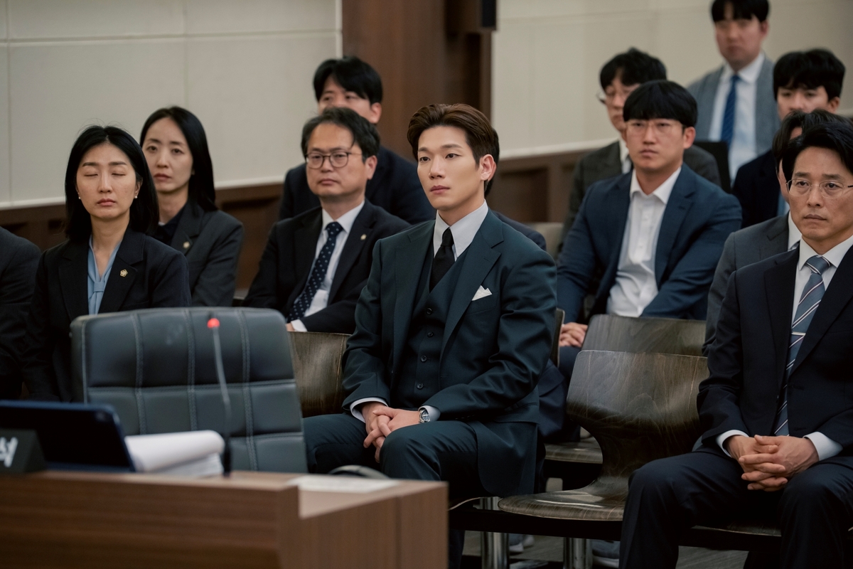 ‘Shin I-rang Law Office’ Kim Kyung-nam shares finale thoughts “Tried to ...
