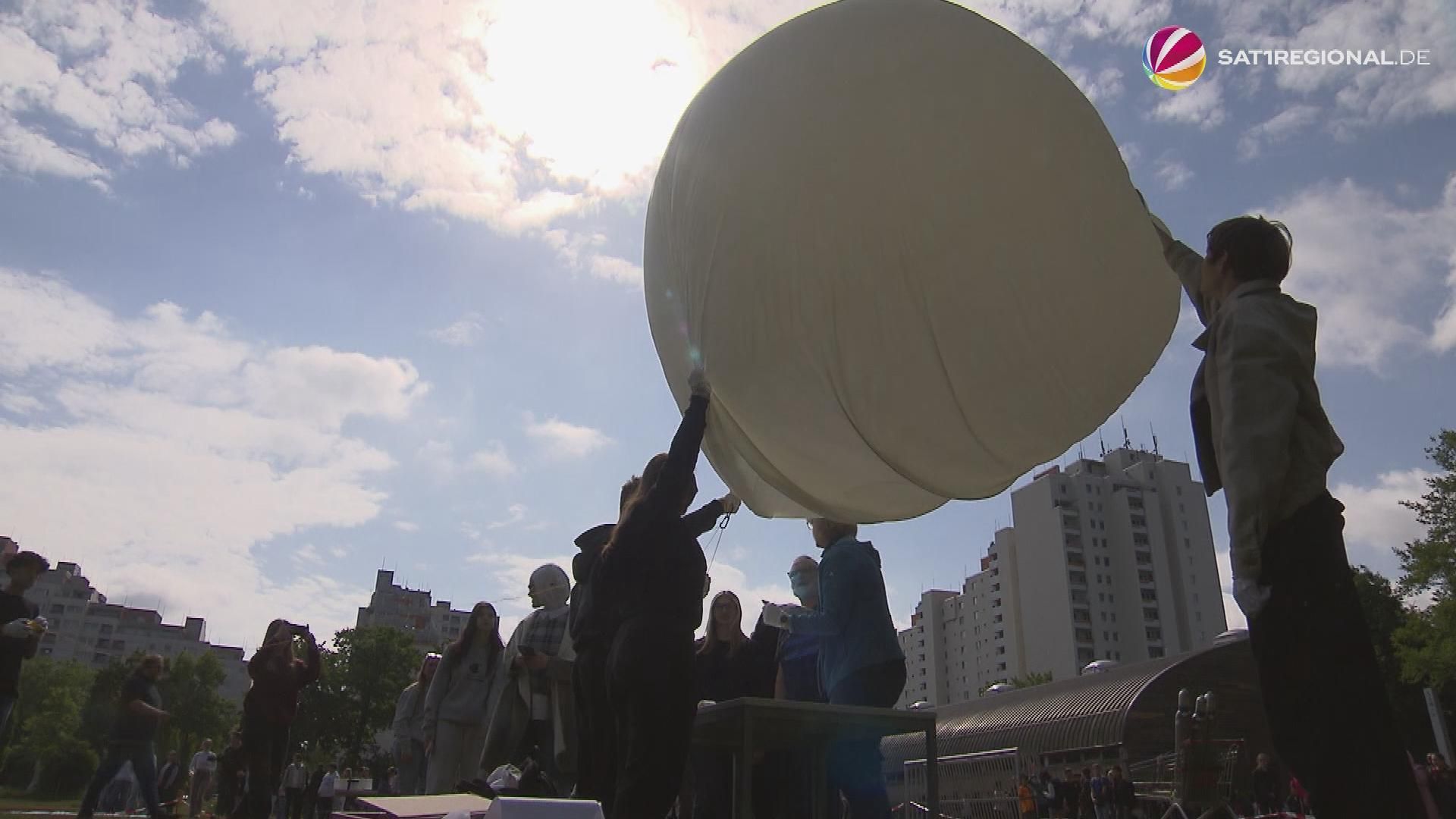 Bremer Schüler schicken Wetterballon in die Stratosphäre