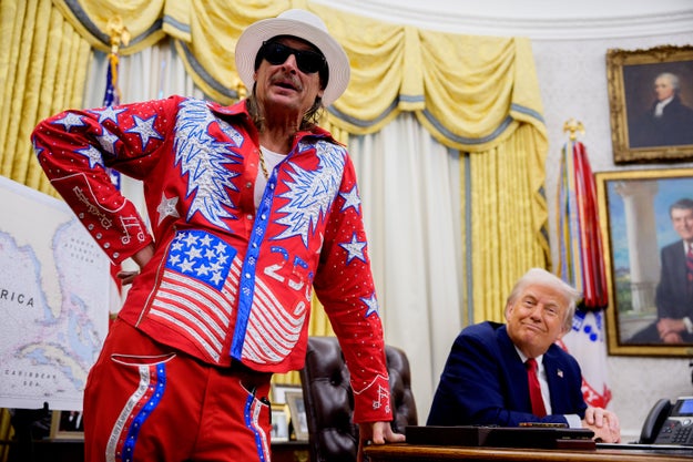 24 political threads posts from this week