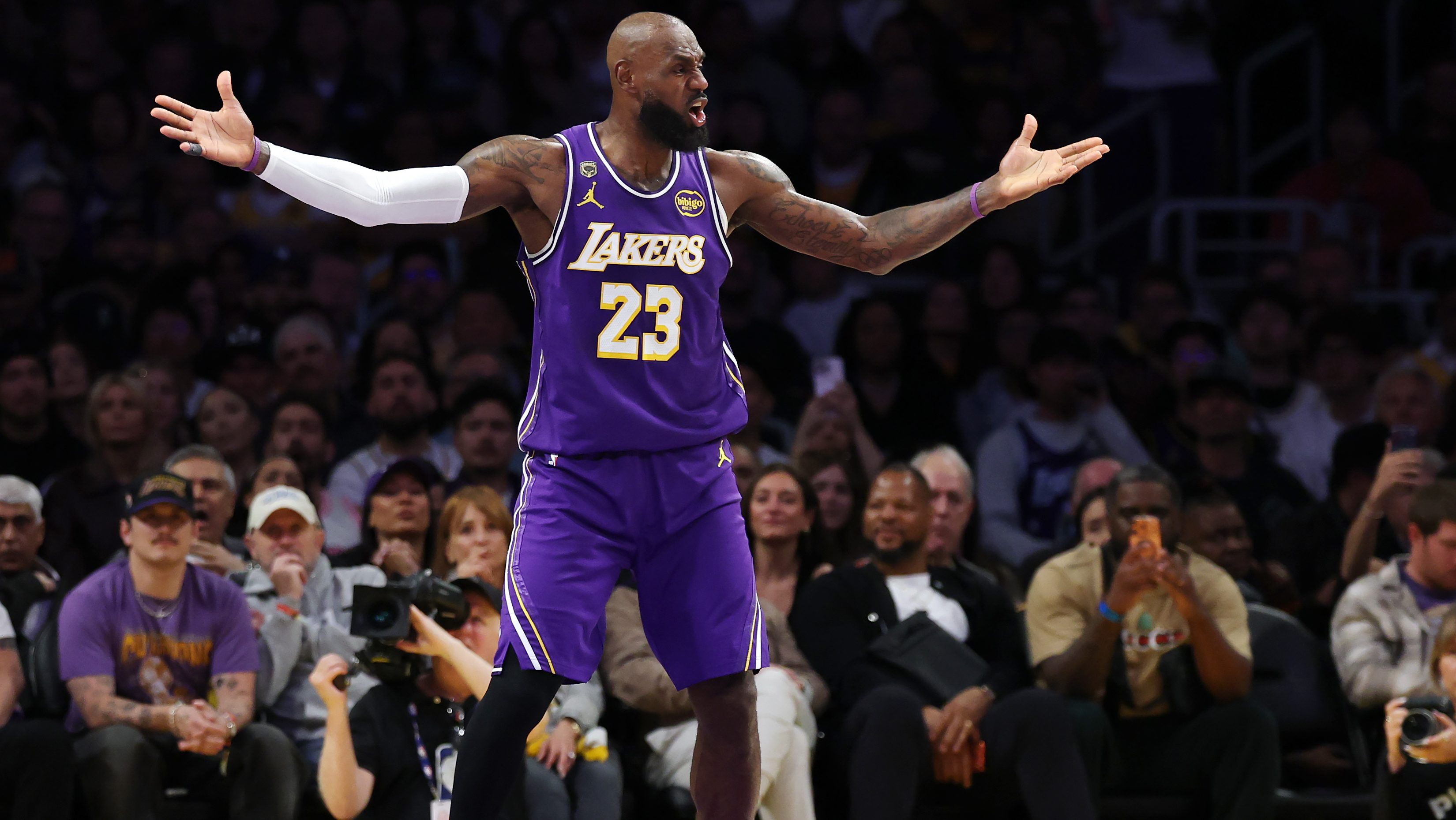 El mundo de la NBA reacciona al avance de LeBron James y los Lakers a ...