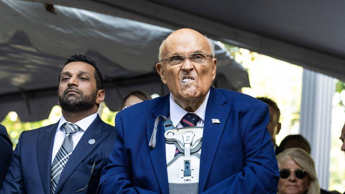 Rudy Giuliani ignites feud with 'incompetent' Jimmy Kimmel as comedian ...