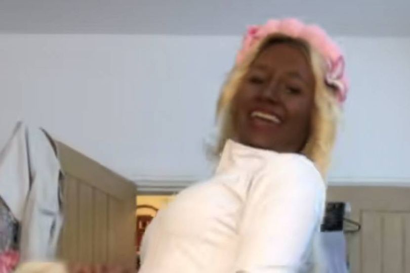 I developed a tanning addiction at 16 - now I fear the deadly ...
