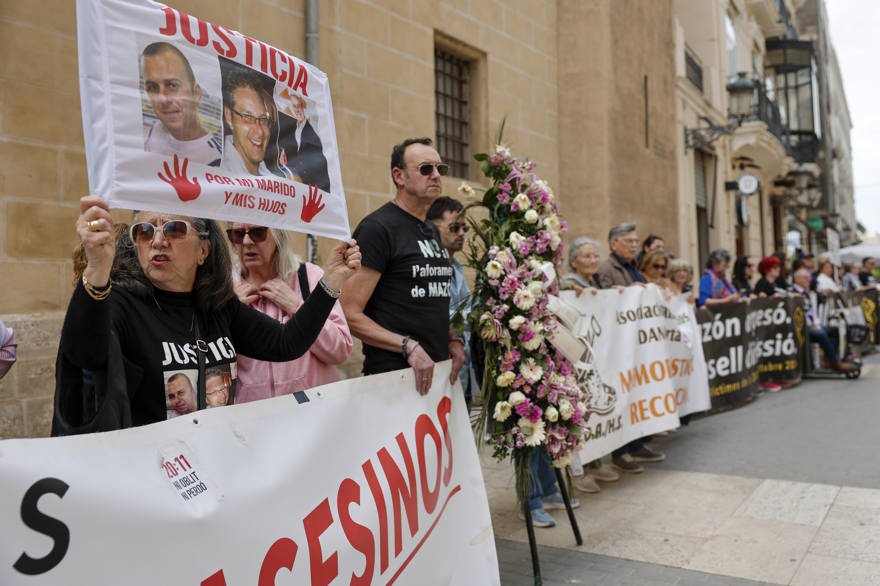Las asociaciones mayoritarias de víctimas de la DANA rechazan reunirse ...