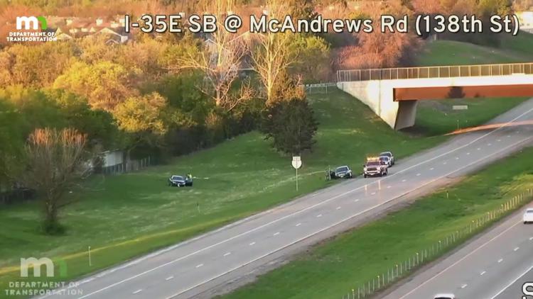 Man arrested for DWI after multi-vehicle crash on I-35E
