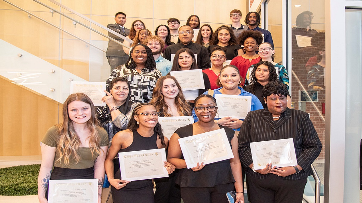 CSM inducts record 41 students into business honor society