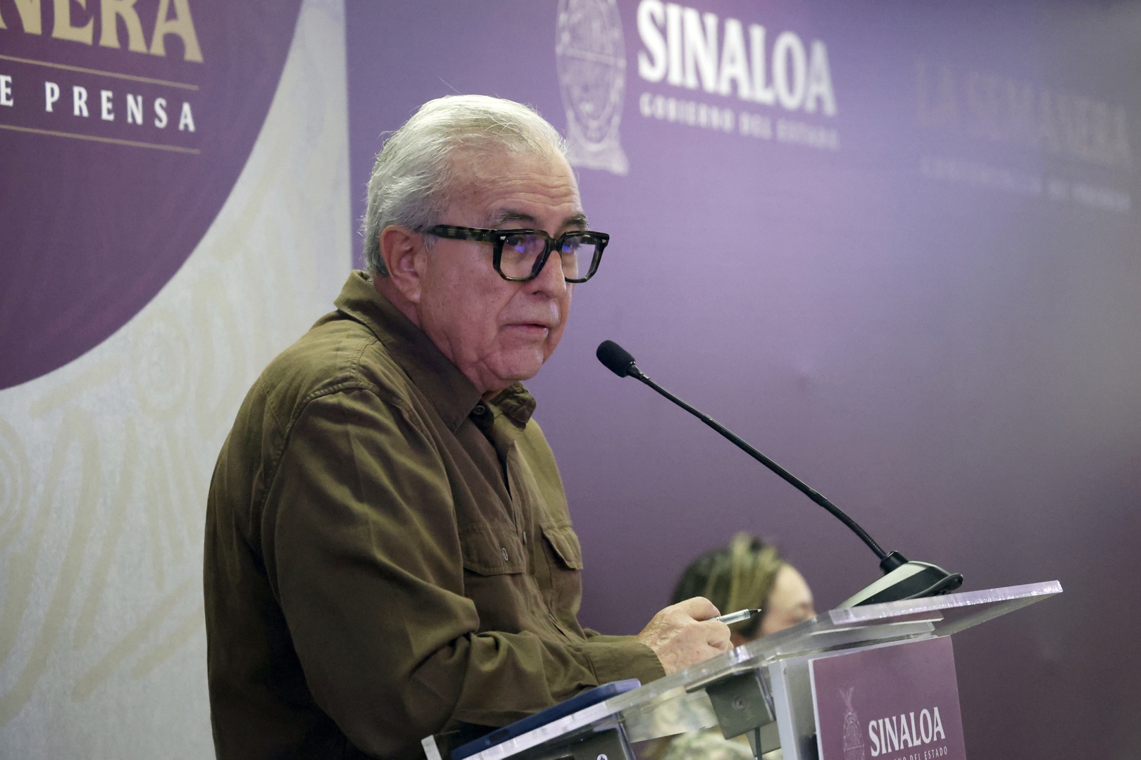 Congreso de Sinaloa aprueba la licencia temporal de Rocha Moya, acusado por  EE.UU.