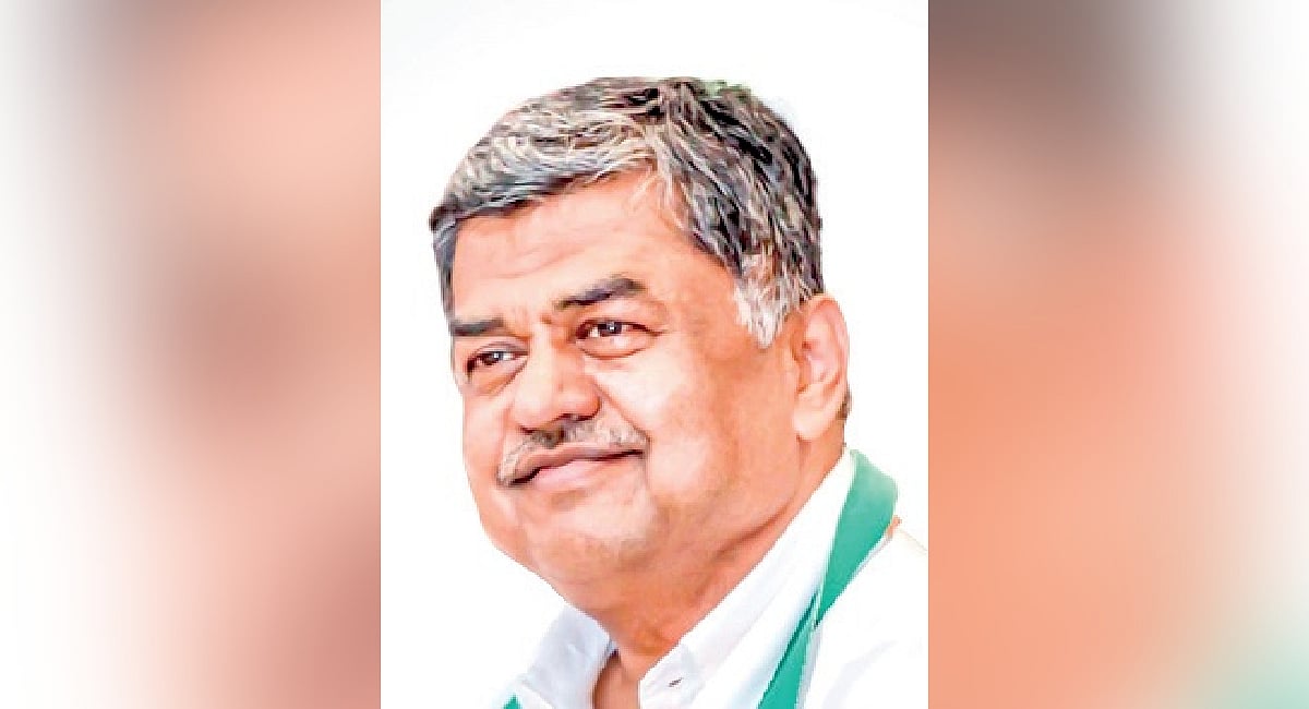 Dr G Parameshwara meets Hariprasad, says no leadership issue discussed