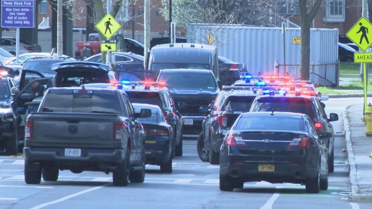Suspect arrested after escaping police custody in Rochester