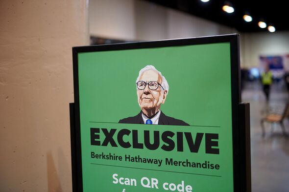 Empty seats in Berkshire Hathaway meeting as crowds fail to show ...
