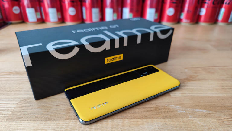 OnePlus is reportedly merging with Realme, and I'm convinced that this ...