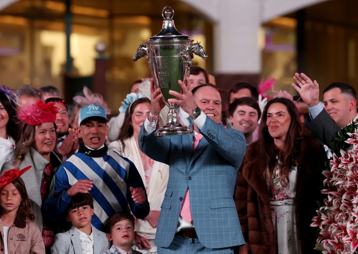 Always a Runner wins 2026 Kentucky Oaks