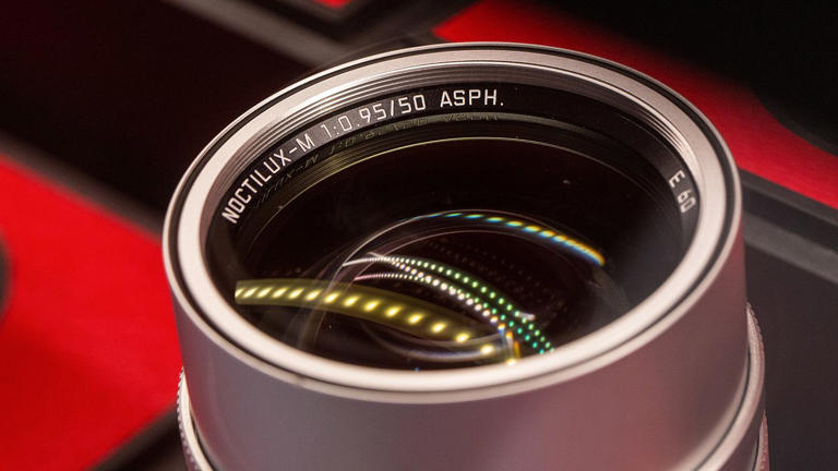 Why 'world record' super-fast lens speeds are often just about bragging ...