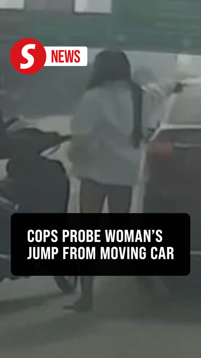 Woman jumps from moving car in Klang over safety fears