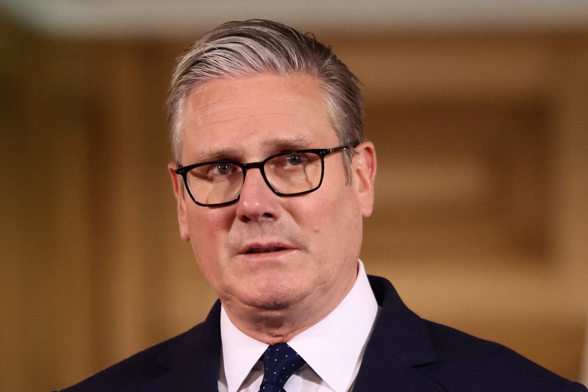 Starmer warns against 'political infighting' amid leadership challenge