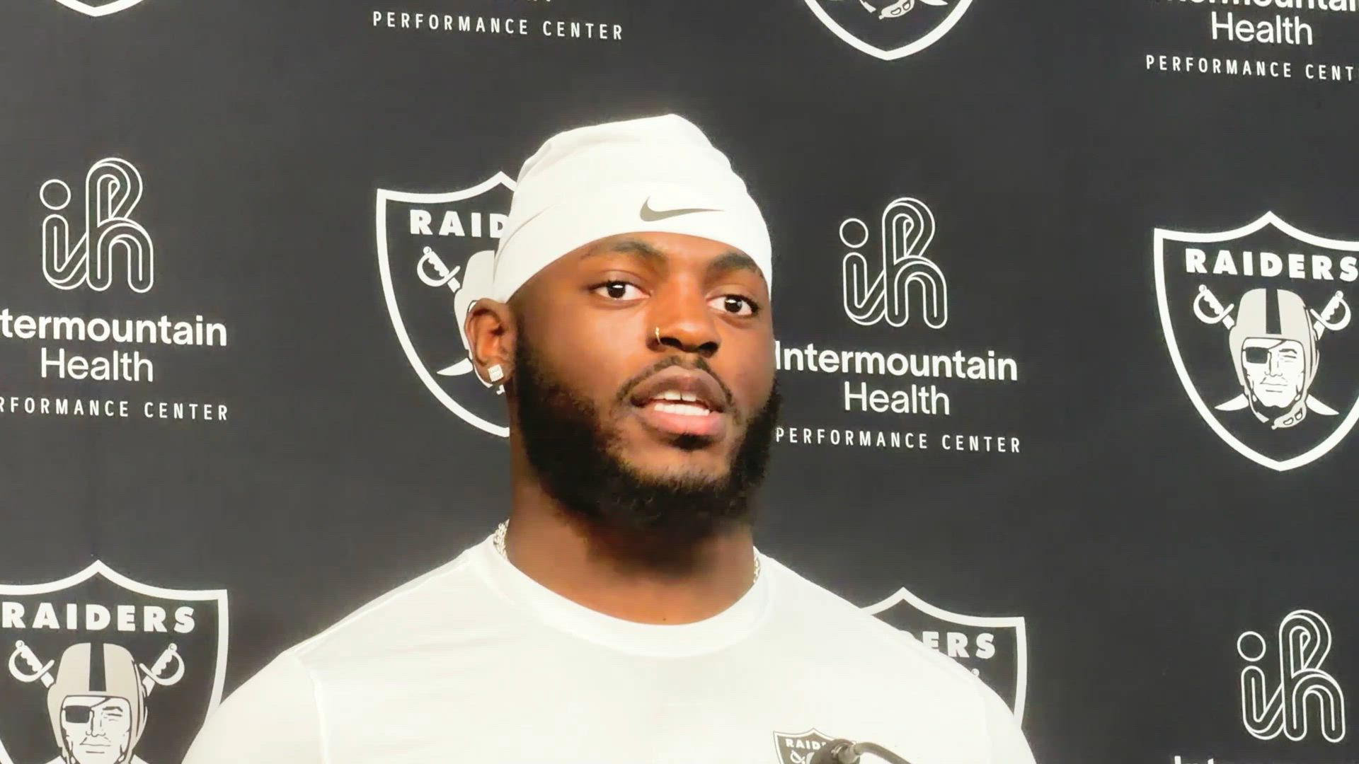 Las Vegas Raiders DE Keyron Crawford emphasizes leadership