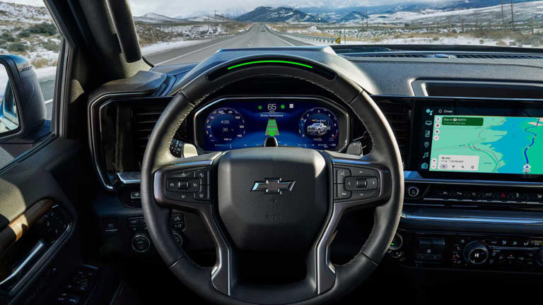 GM wants to connect all cars to create 'bird's eye' view of the world