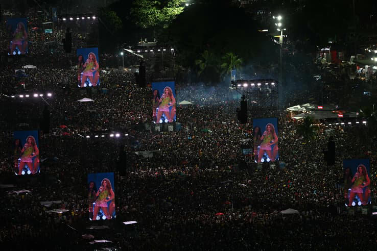 Deux millions de spectateurs attendus : les images du concert géant de ...