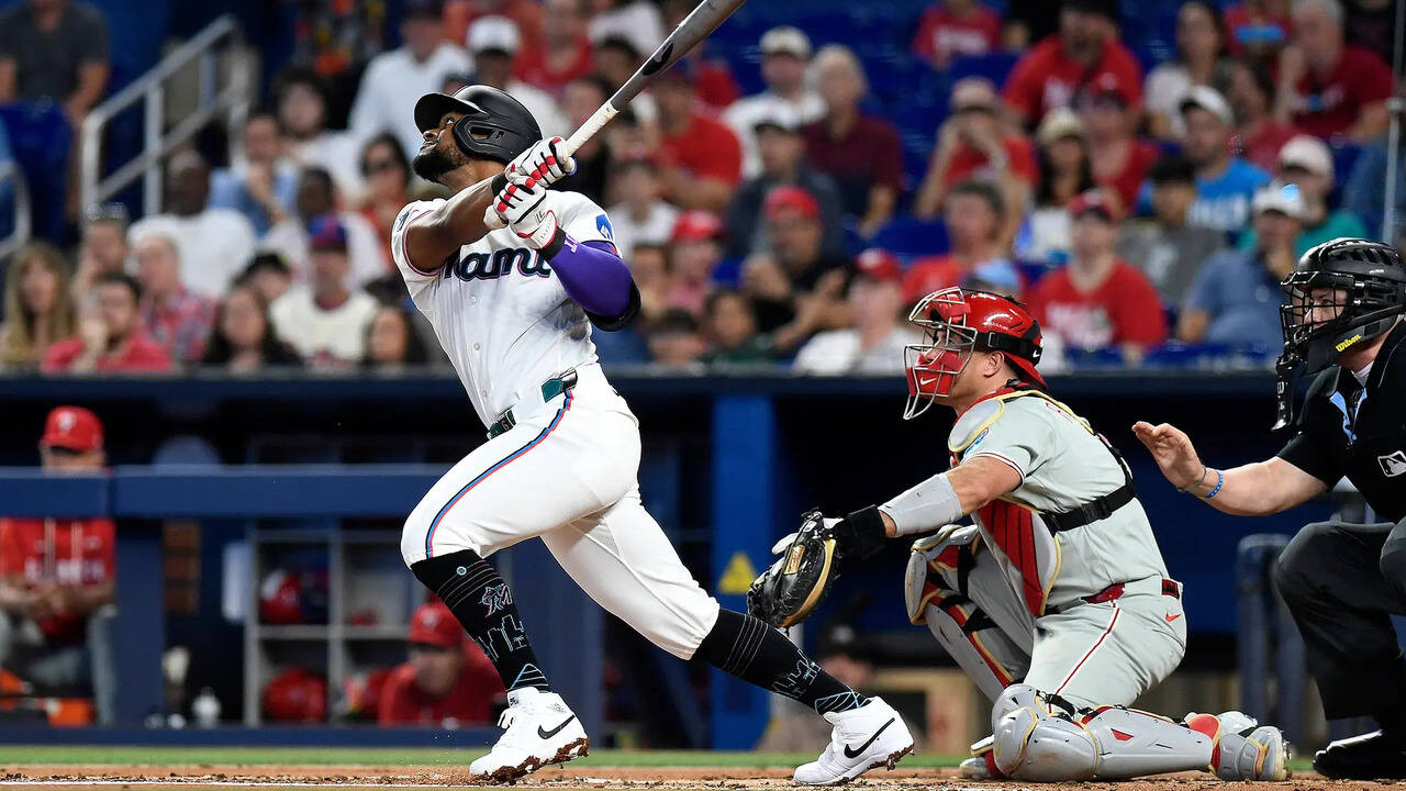 Meyer and two relievers combine for one-hitter in Marlins' 4-0 win ...