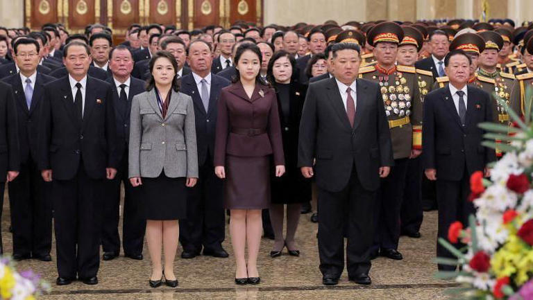La madre de Kim Ju Ae, Ri Sol Ju, también es considerada un icono de la moda en Corea del Norte.