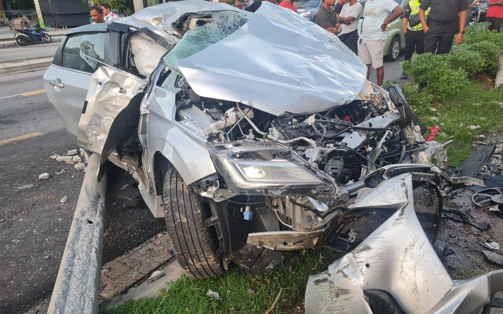 Couple killed after car crashes into motorcycle on Jalan Ampang