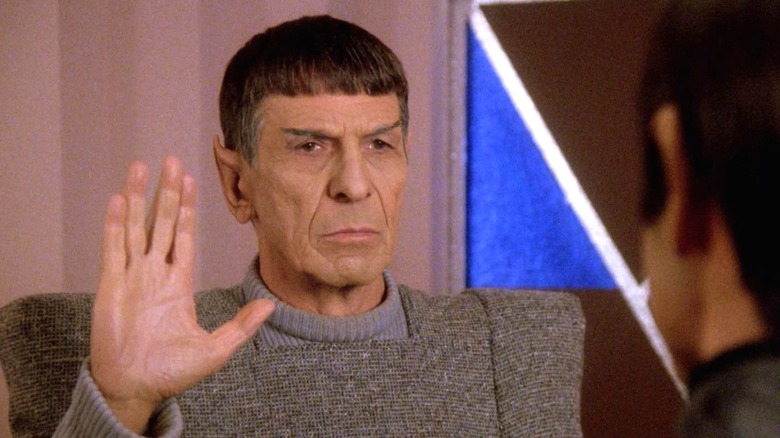 Why do all Klingons dress the same? Star Trek's unified species explained
