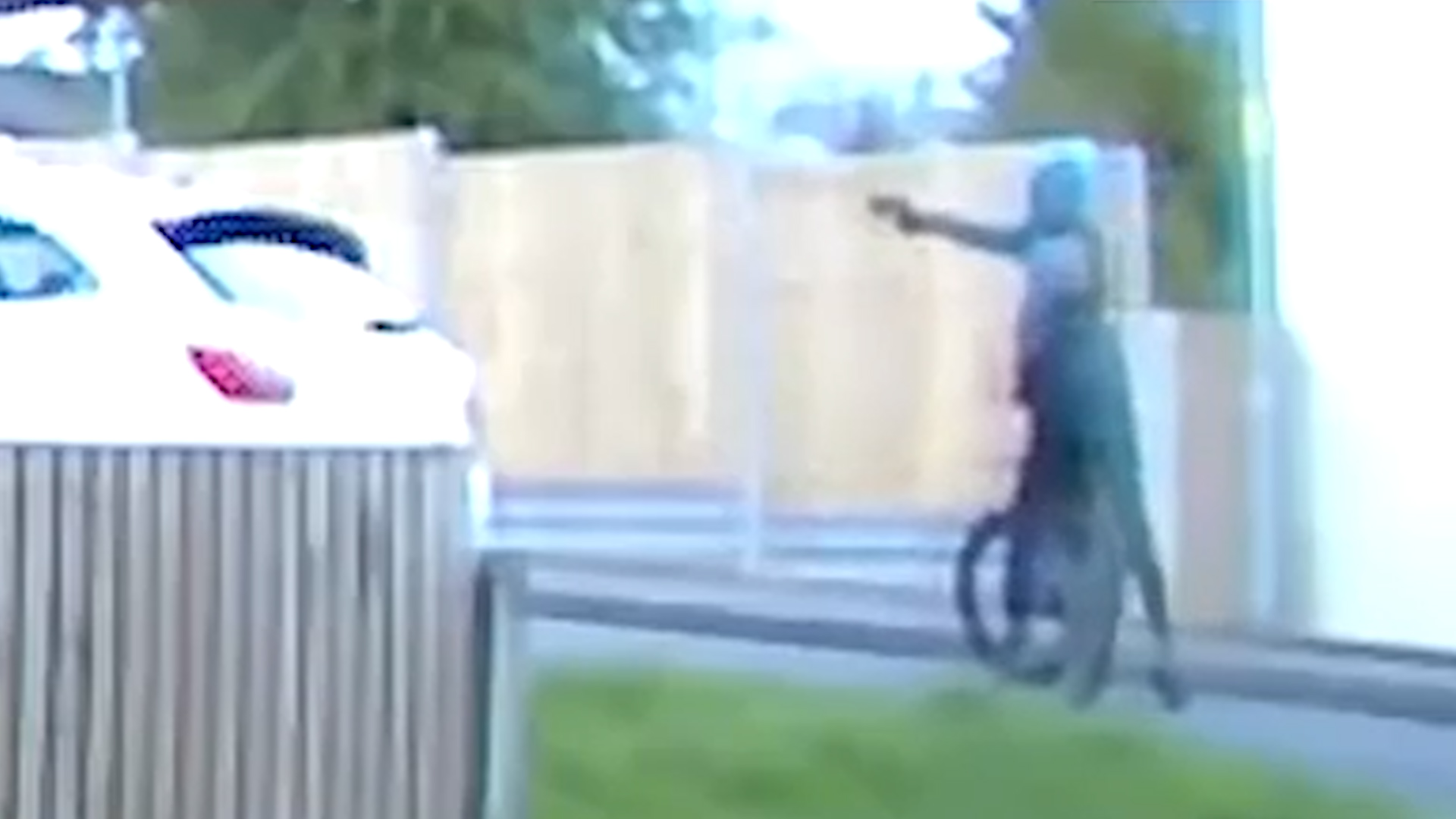 Shootout between suspected dealers sees bullet hit child’s seat