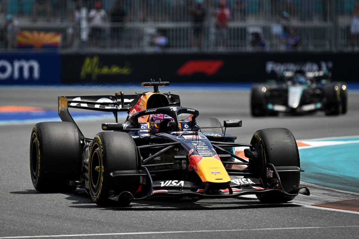 Verstappen n'est plus « passager » de sa Red Bull : « C'est énorme