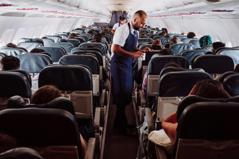 Flight class breakdown: Choosing the right cabin for your needs