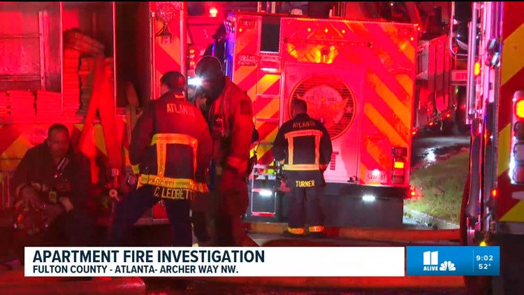 Fire engulfs Northwest Atlanta apartment complex; no injuries reported